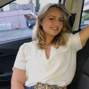 Meet your Posher, Annie